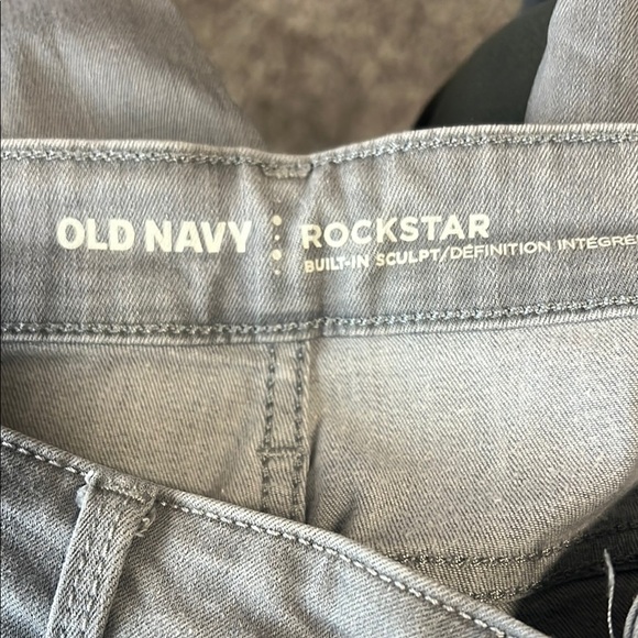 Old Navy Gray Skinny Jeans - Picture 3 of 4